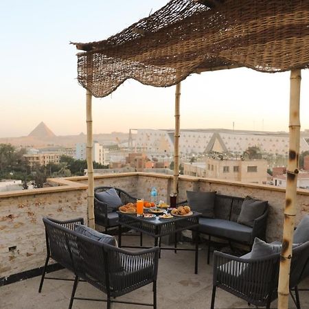King Tout Hotel Pyramids View Kairo Exteriör bild
