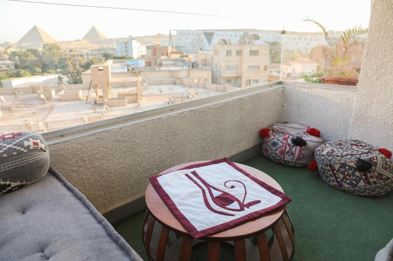 King Tout Hotel Pyramids View Kairo Exteriör bild