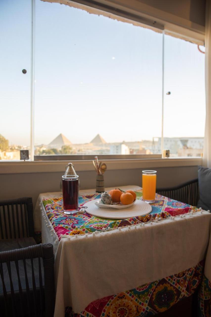 King Tout Hotel Pyramids View Kairo Exteriör bild