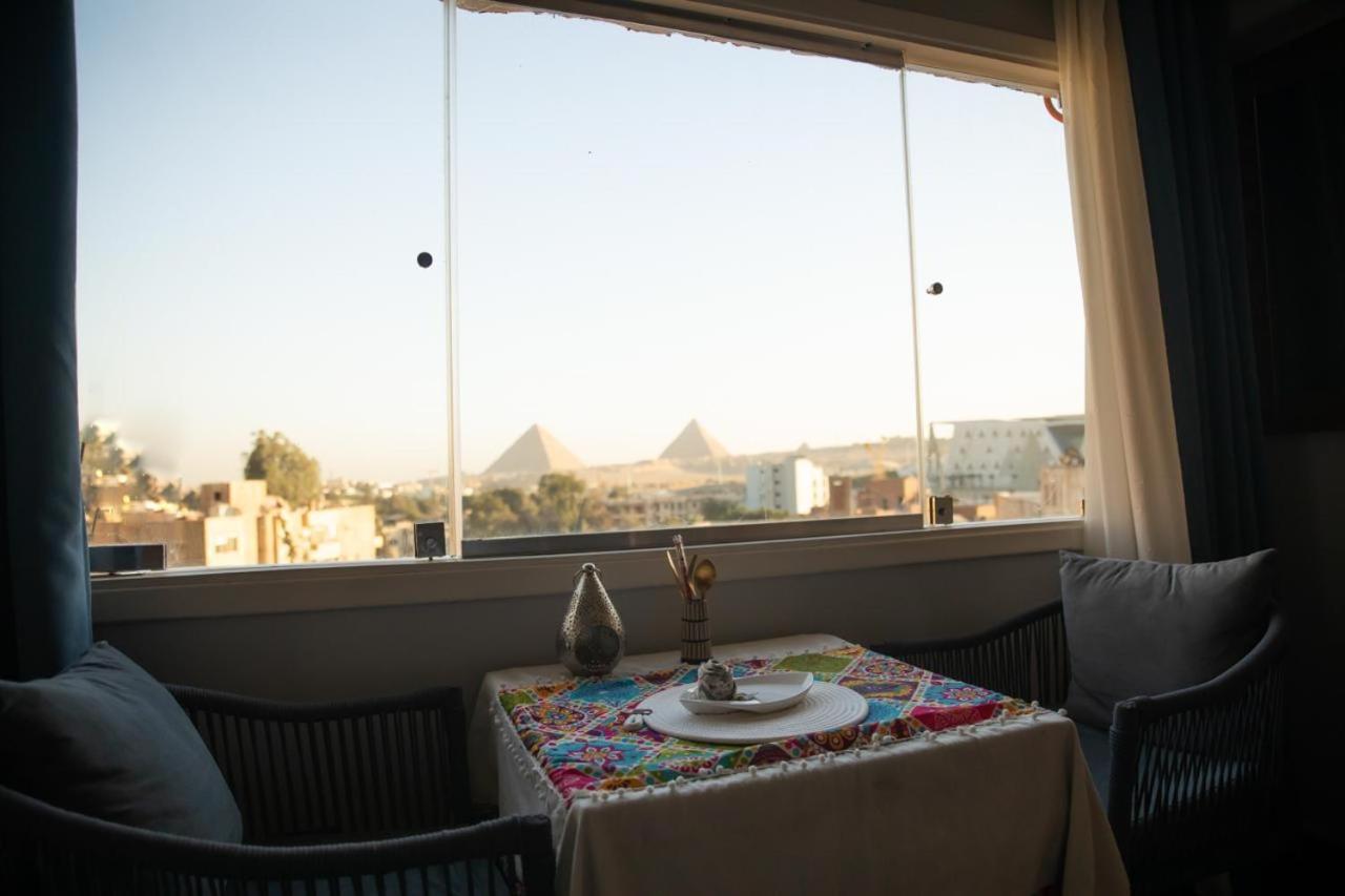 King Tout Hotel Pyramids View Kairo Exteriör bild